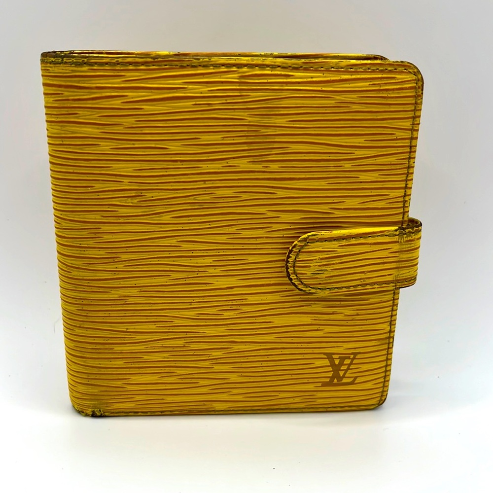 Louis Vuitton Epi Leather Porte Billes Compact Wallet